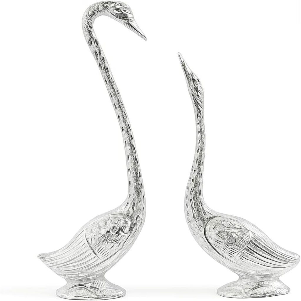 NHC-1101S | 2 Pcs Couple Swan Handicraft Set – Zinc Figurines for Elegant Home & Office Decor | Silver Color
